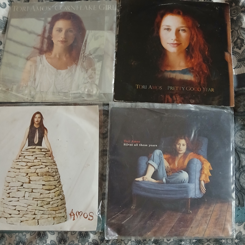 Tori Amos Collection - Picture 2 of 3